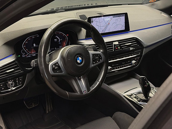 BMW 520d 17 of 30