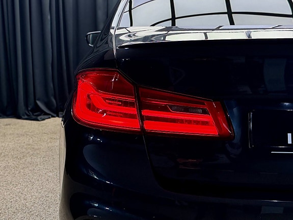 BMW 520d 14 of 30