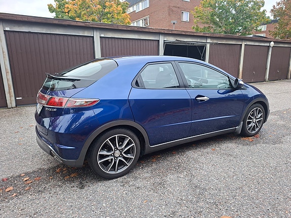 Honda Civic 4 of 10