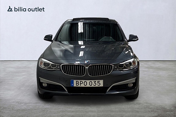 BMW 320d 3 of 30