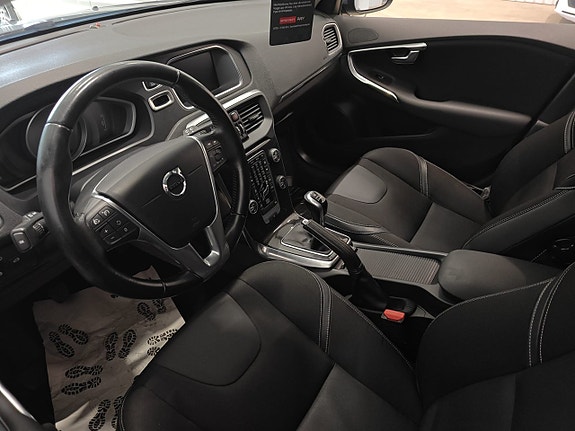 Volvo V40 10 of 20