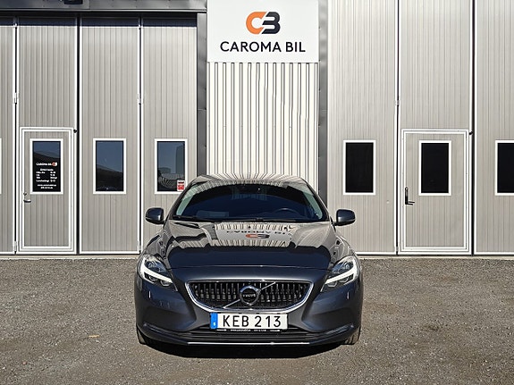 Volvo V40 7 of 20