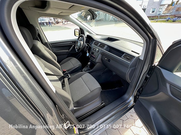 Volkswagen Caddy 21 of 30