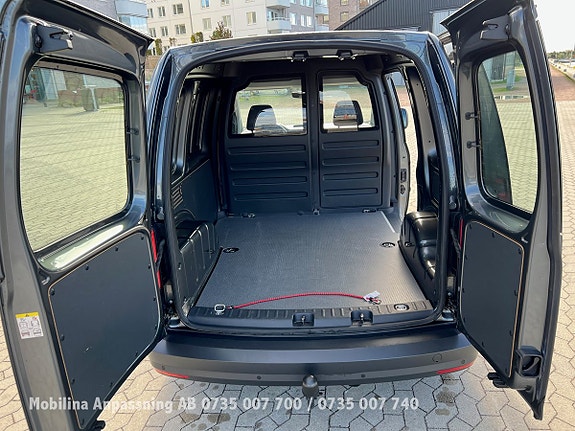 Volkswagen Caddy 17 of 30