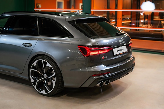 Audi S6 4 of 24