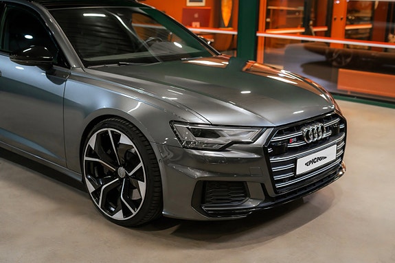 Audi S6 2 of 24