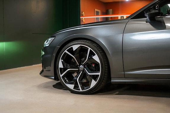 Audi S6 7 of 24