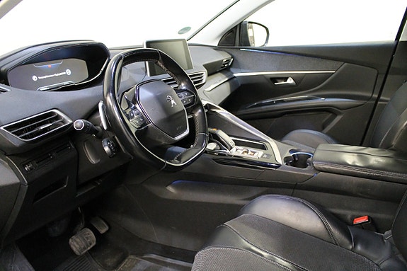Peugeot 5008 9 of 12