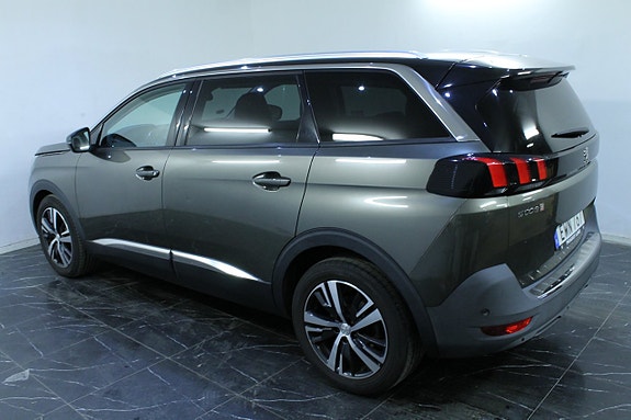 Peugeot 5008 5 of 12