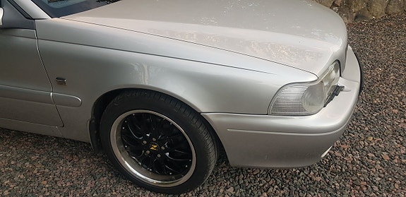 Volvo C70 17 of 29