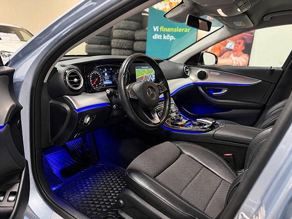 Mercedes-Benz E 220 d 17 of 19