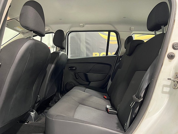 Dacia Logan 16 of 18