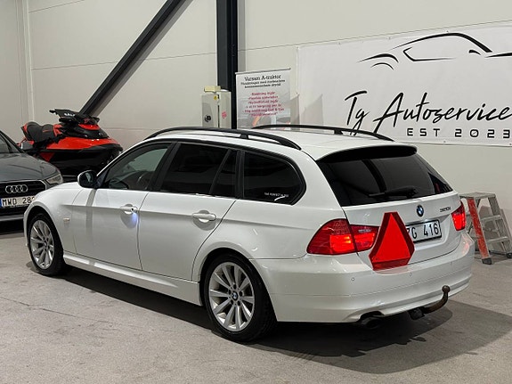 BMW 320 4 of 8