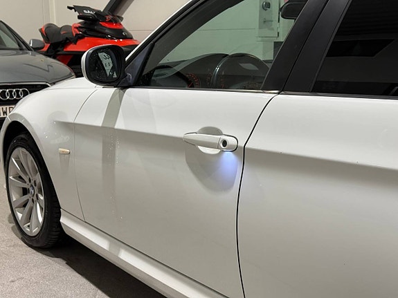 BMW 320 6 of 8