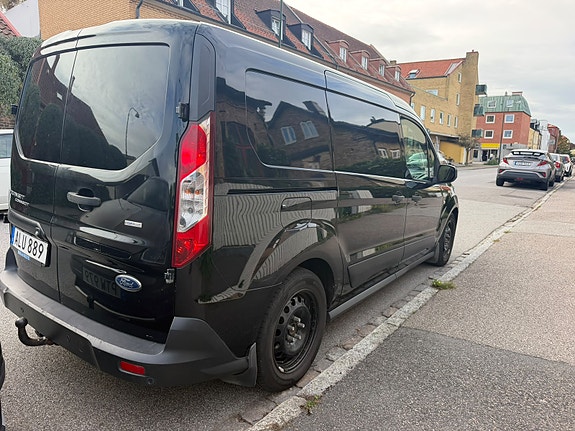 Ford Transit Connect 2 of 5