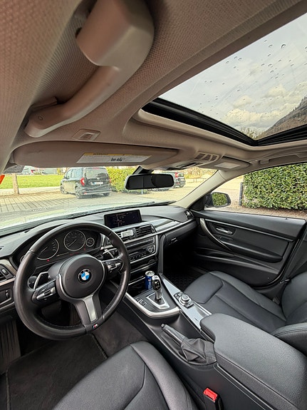 BMW 328i 8 of 8