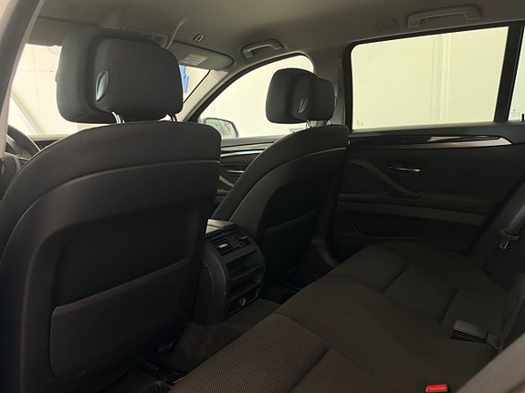 BMW 520d 15 of 27