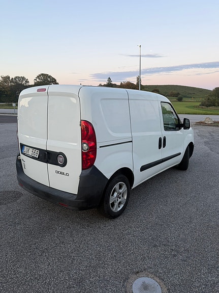 Fiat Doblo 2 of 4