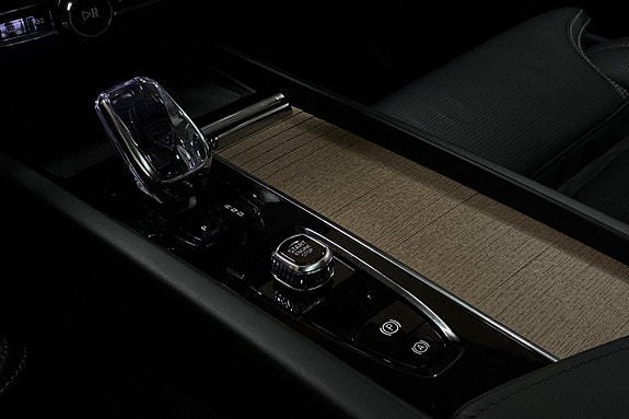 Volvo XC60 26 of 30