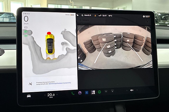 Tesla Model Y 18 of 27