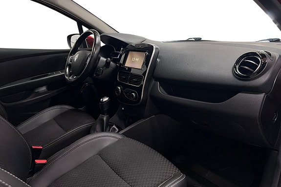 Renault Clio 15 of 24