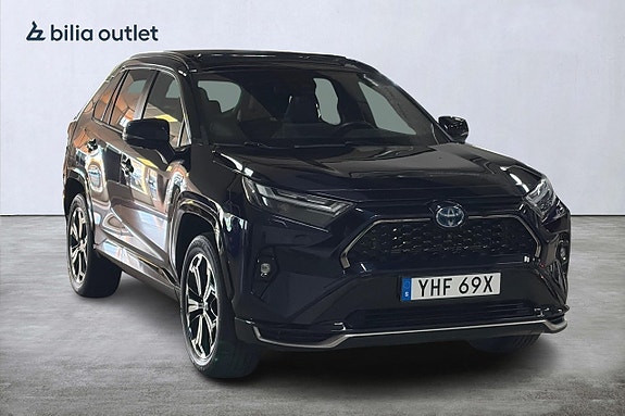 Toyota RAV4 4 of 30