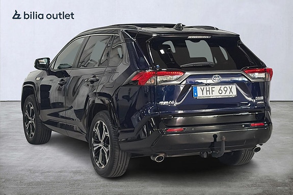 Toyota RAV4 8 of 30