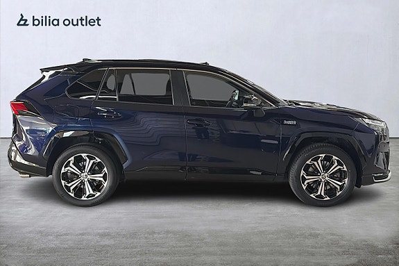 Toyota RAV4 5 of 30