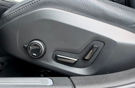 Volvo S90 7 of 11
