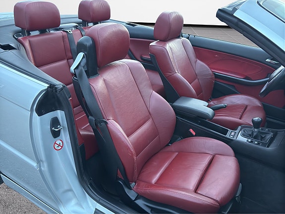 BMW 320 12 of 17