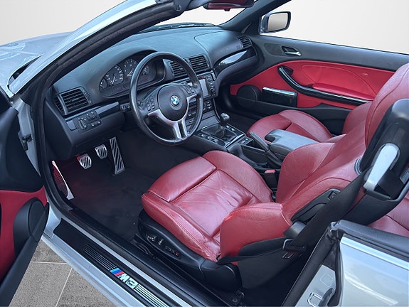 BMW 320 9 of 17