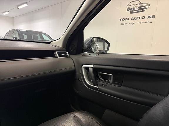 Land Rover Discovery Sport 27 of 30