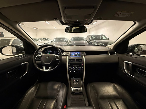 Land Rover Discovery Sport 15 of 30