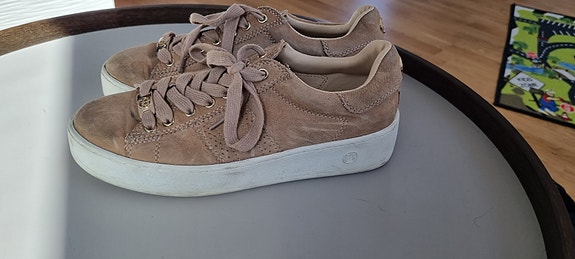 Product image 1 of 6