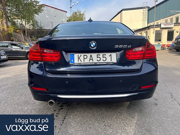 BMW 320d 8 of 30