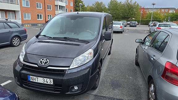 Toyota Proace 2 of 18