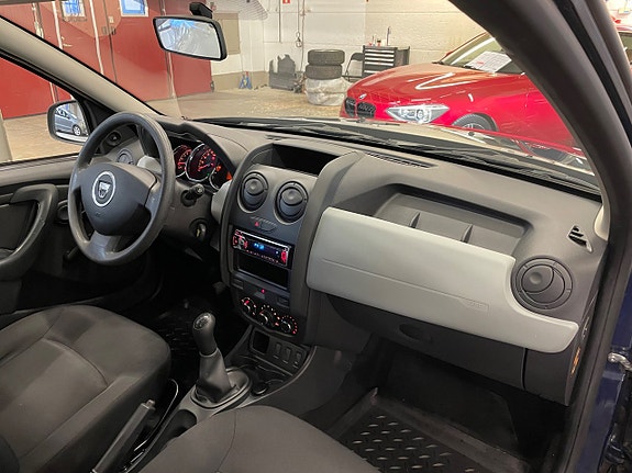 Dacia Duster 11 of 20