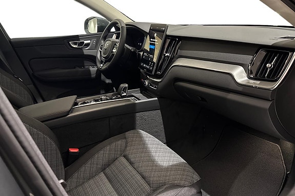 Volvo XC60 7 of 19
