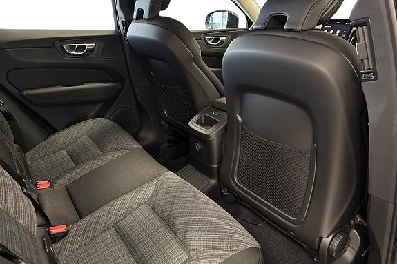 Volvo XC60 9 of 19