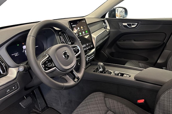 Volvo XC60 14 of 19