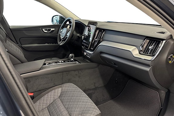 Volvo XC60 7 of 19