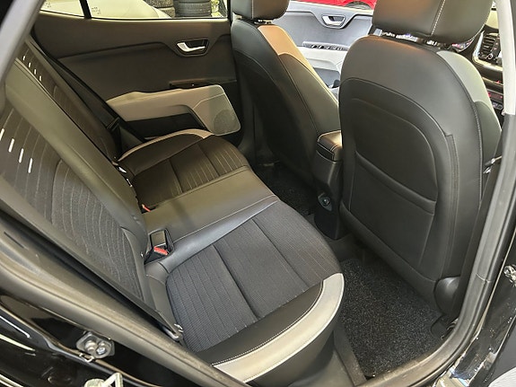 Kia Stonic 10 of 16