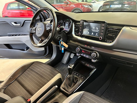 Kia Stonic 12 of 16