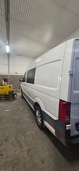Volkswagen Crafter 35 2 of 7