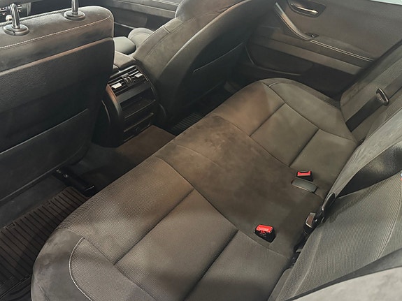 BMW 520d 9 of 17