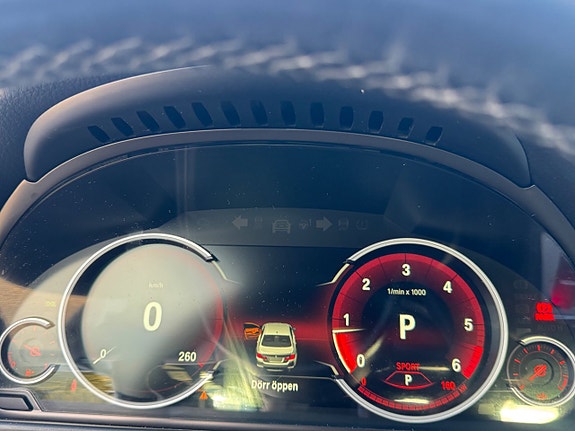 BMW 520d 16 of 17