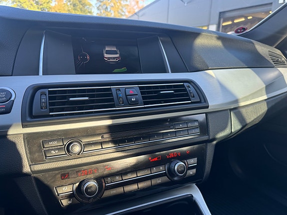 BMW 520d 12 of 17