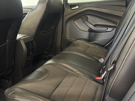 Ford Kuga 7 of 13