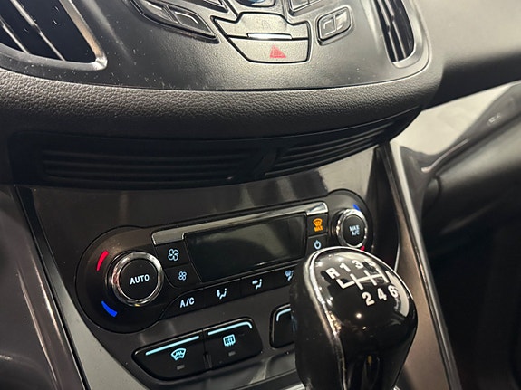Ford Kuga 11 of 13