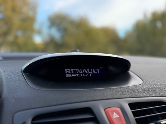 Renault Megane 16 of 17